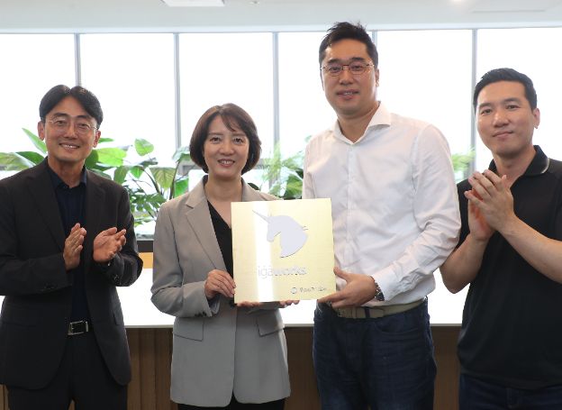 아이지에이웍스, 중소벤처기업부 이영 장관 방문 아이지에이웍스, 중소벤처기업부 이영 장관 방문 | 루리웹