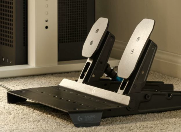 로지텍(Logitech), 차세대 게이밍 레이싱 페달 ‘RS 페달’ 출시