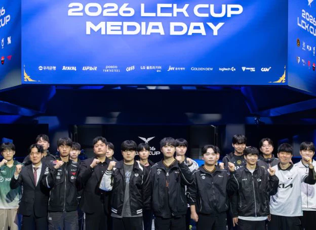 리그 오브 레전드 챔피언스 코리아 ‘2026 LCK컵’ 미디어데이 결과 10개 팀 선수들 “가장 강력한 우승 후보는 젠지와 T1” 